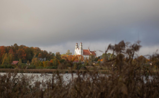 19_Kurtuvėnų Šv apaštalo Jokūbo bažnyčia (3).jpg